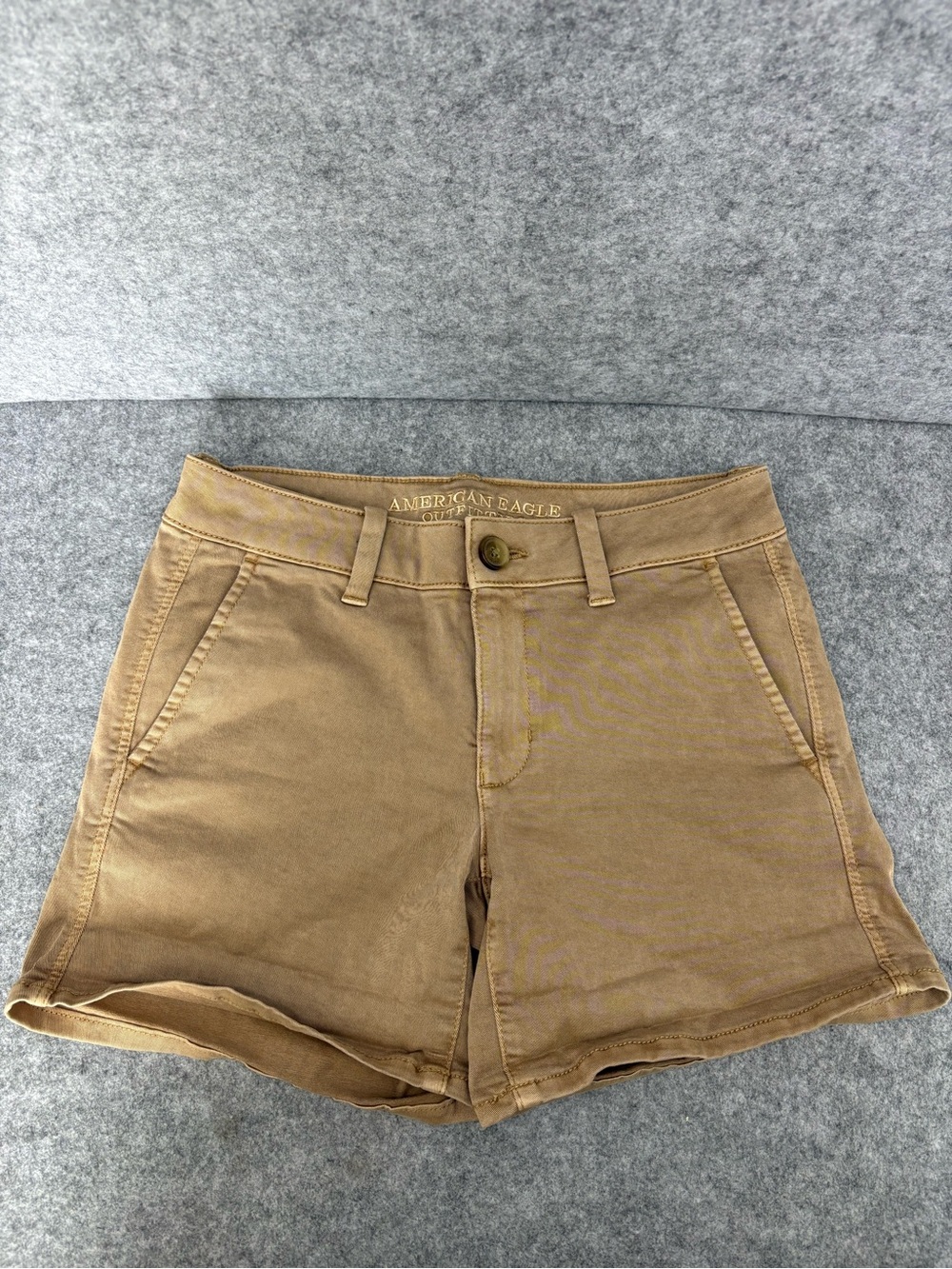 American Eagle Outfitters Twill chino midi shorts khaki size 4